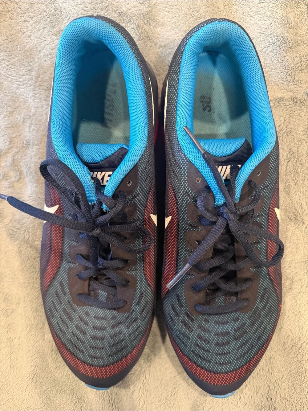 Nike Running Sneakers in Navy, Teal & Red Accents